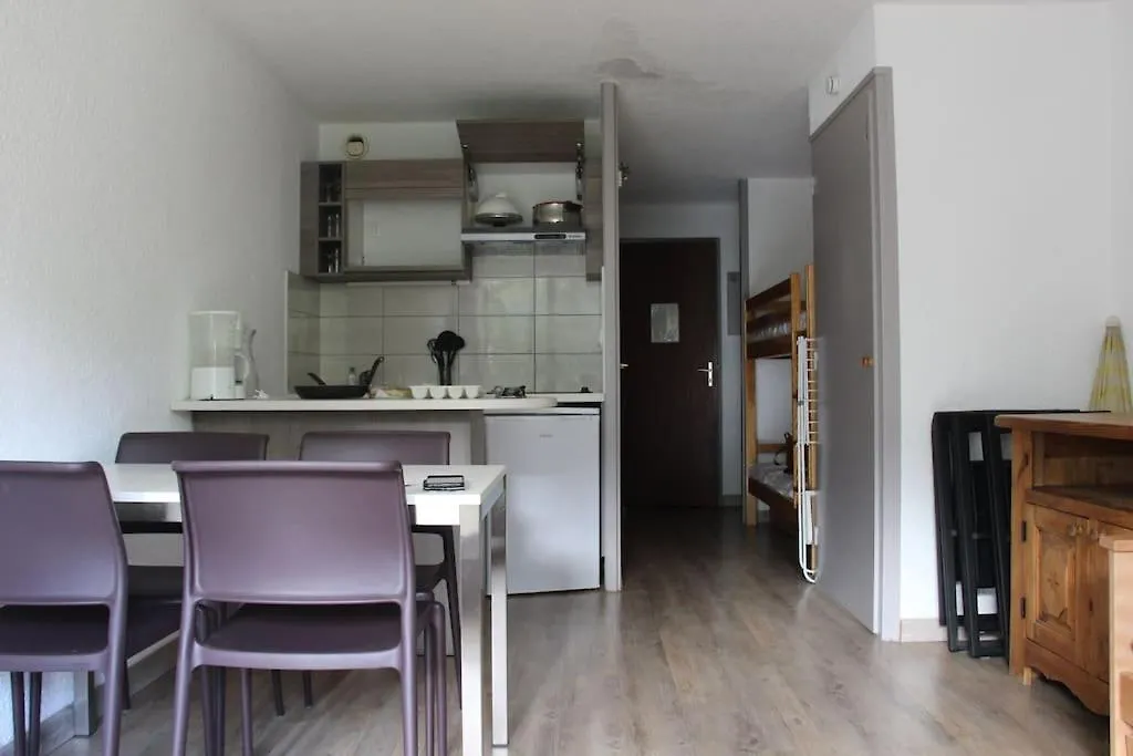 Appartement Idealement Situe Saint-Chaffrey 0*,